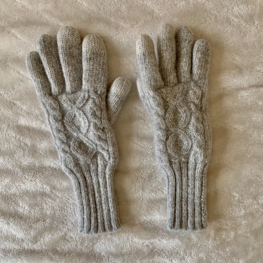 ⬇️ PRICE DROP! ANTHROPOLOGIE Wool Cashmere Gloves